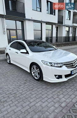 Седан Honda Accord 2010 в Рівному