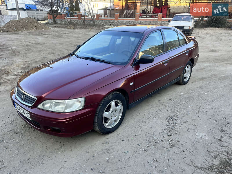 Седан Honda Accord 2000 в Харькове