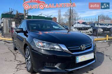 Седан Honda Accord 2015 в Николаеве