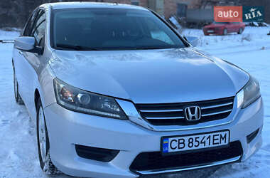 Седан Honda Accord 2014 в Днепре