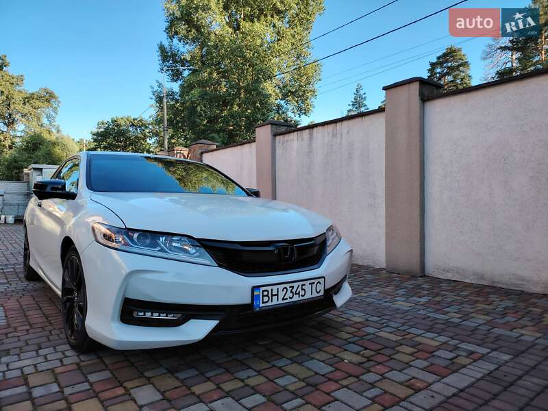 Купе Honda Accord 2017 в Києві
