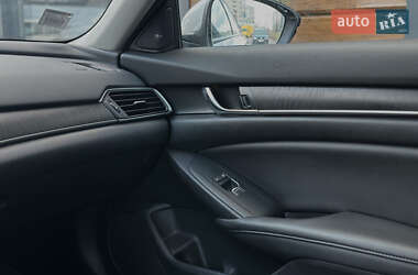 Седан Honda Accord 2019 в 