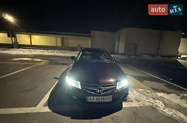 Седан Honda Accord 2006 в Києві