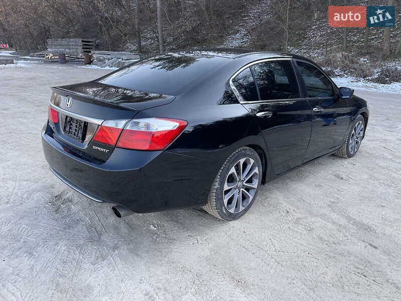 Седан Honda Accord 2014 в Черкассах