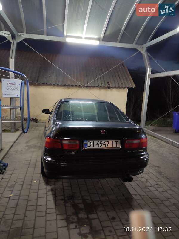 Седан Honda Accord 1995 в Львові