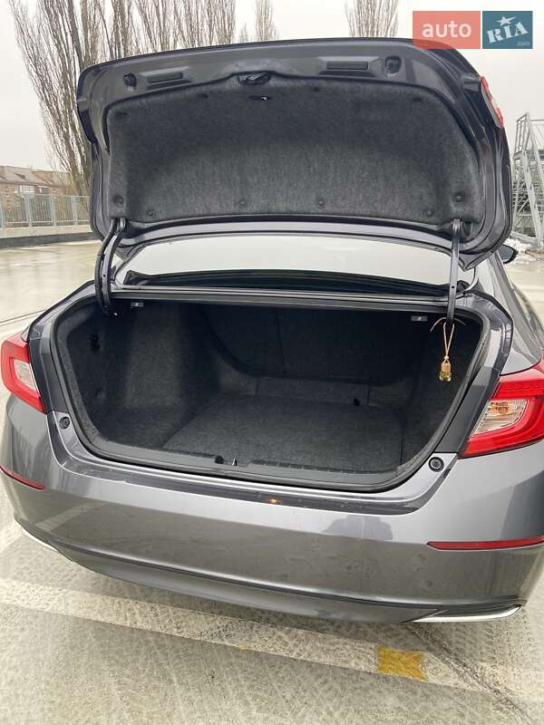 Седан Honda Accord 2018 в Києві