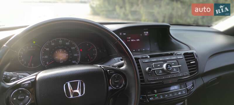 Седан Honda Accord 2016 в Кропивницком