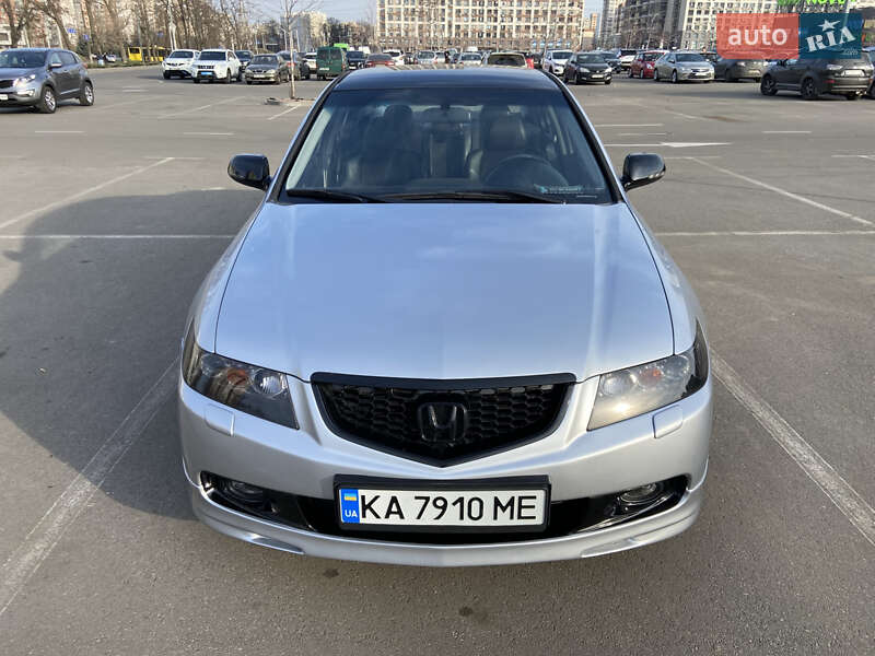 Седан Honda Accord 2003 в 