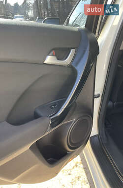 Седан Honda Accord 2011 в 