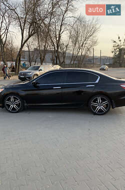 Седан Honda Accord 2016 в 