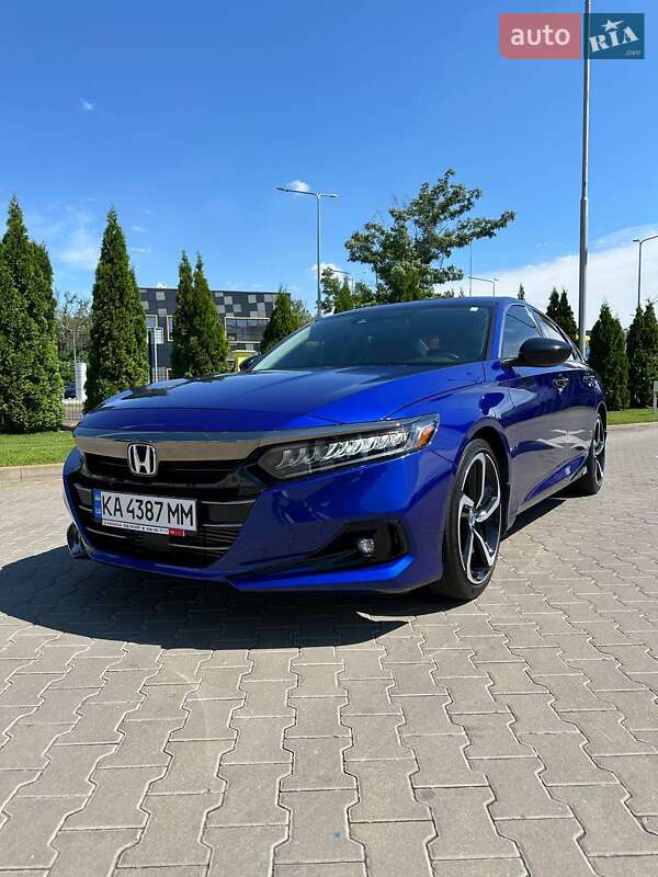 Седан Honda Accord 2022 в Києві