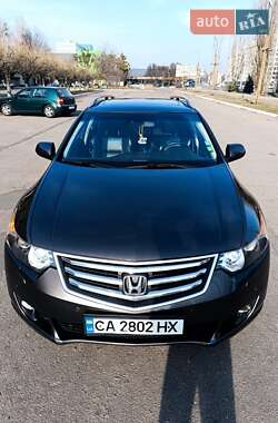 Универсал Honda Accord 2011 в 