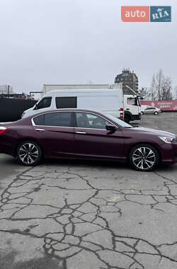 Седан Honda Accord 2013 в Киеве