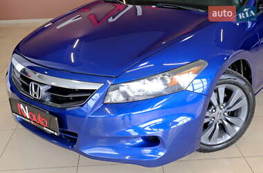Купе Honda Accord 2012 в 