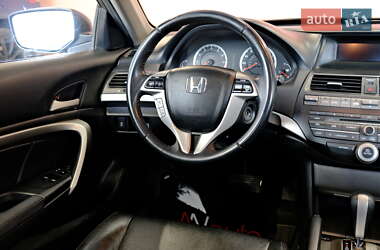 Купе Honda Accord 2012 в 