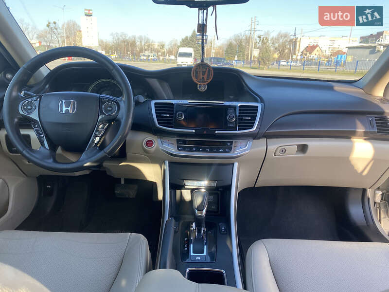 Седан Honda Accord 2014 в Львові фото 19 Седан Honda Accord 2014 в Львові