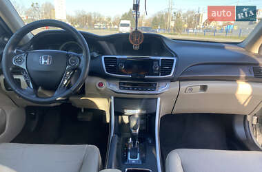 Седан Honda Accord 2014 в 