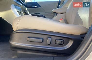 Седан Honda Accord 2014 в 