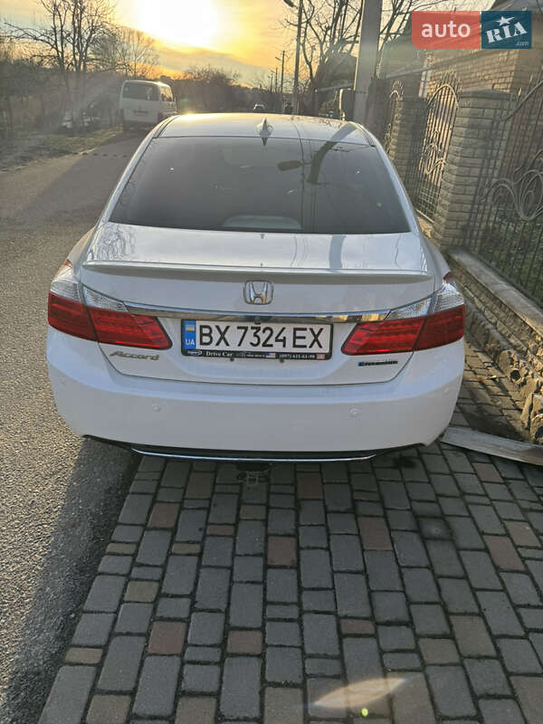 Седан Honda Accord 2014 в Хмельницькому