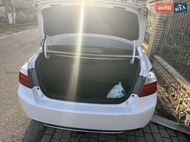 Седан Honda Accord 2014 в Хмельницькому