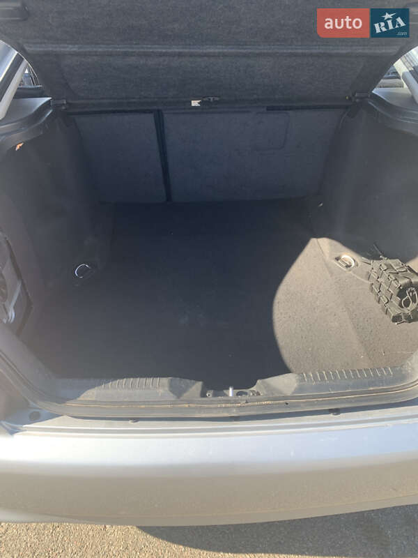 Лифтбек Honda Accord 2002 в Чернигове