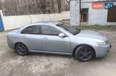 Седан Honda Accord 2004 в 