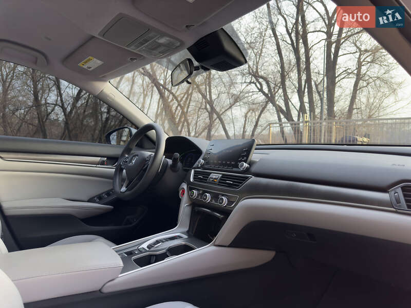 Седан Honda Accord 2018 в Києві