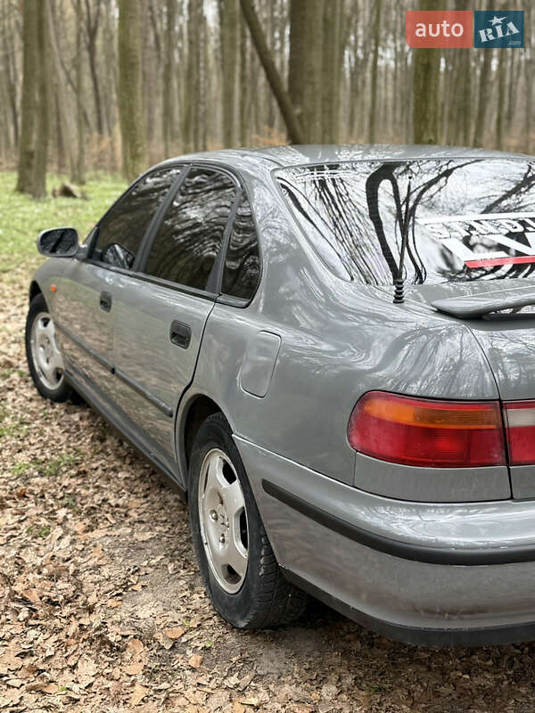 Седан Honda Accord 1994 в Львове