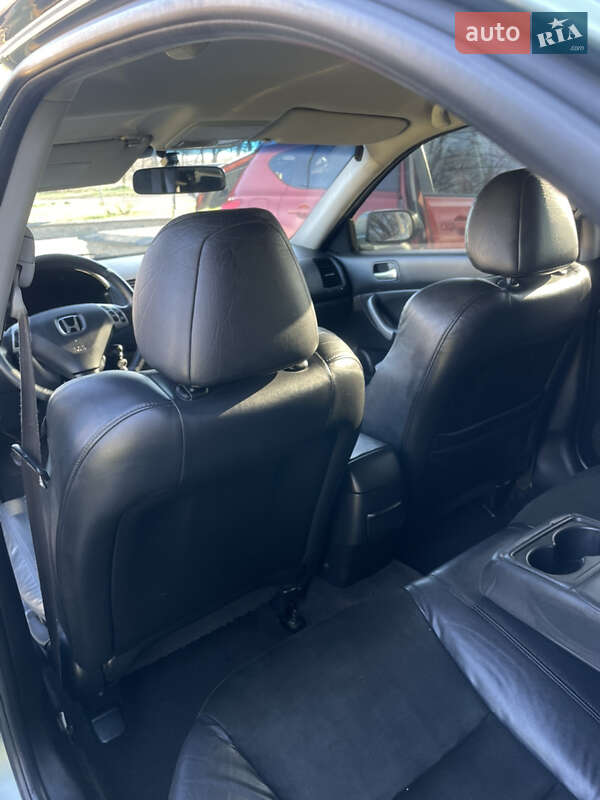 Седан Honda Accord 2004 в Черкассах