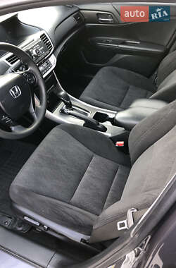 Седан Honda Accord 2014 в 