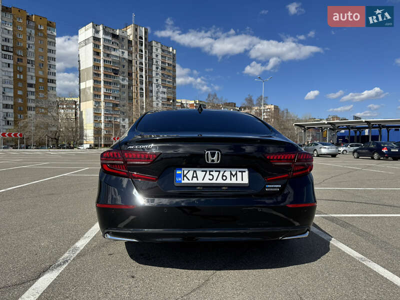 Седан Honda Accord 2018 в Києві