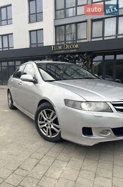 Седан Honda Accord 2005 в 
