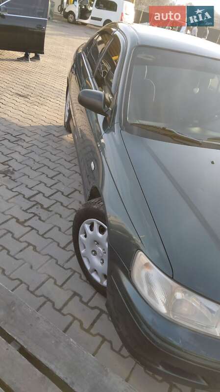 Седан Honda Accord 2000 в Хмельницком