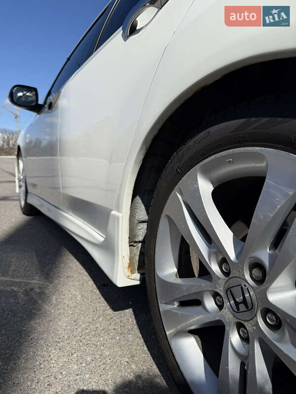 Седан Honda Accord 2008 в Чернігові