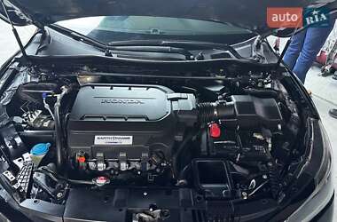 Седан Honda Accord 2017 в 