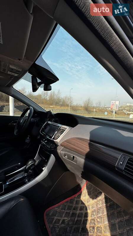 Седан Honda Accord 2017 в Львові