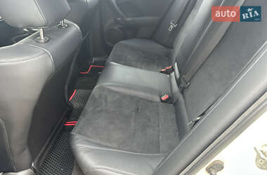 Седан Honda Accord 2010 в 
