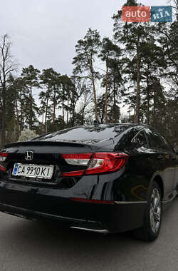 Седан Honda Accord 2018 в 