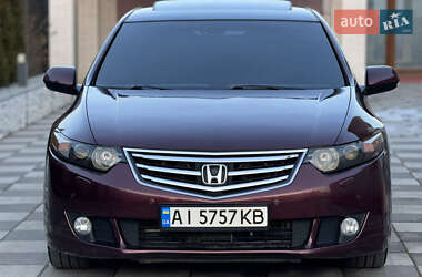 Седан Honda Accord 2010 в 