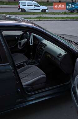 Седан Honda Accord 1993 в 