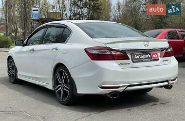 Седан Honda Accord 2017 в 