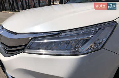 Седан Honda Accord 2017 в 