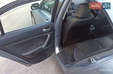 Седан Honda Accord 2005 в 