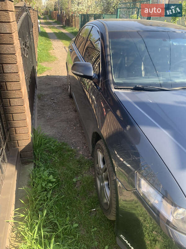 Седан Honda Accord 2008 в Києві