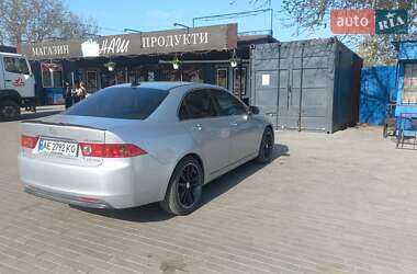Седан Honda Accord 2004 в 