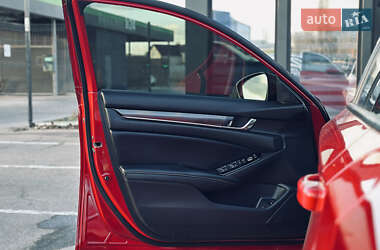 Седан Honda Accord 2018 в 