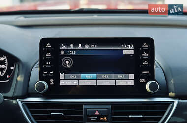 Седан Honda Accord 2018 в 
