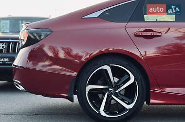 Седан Honda Accord 2018 в 