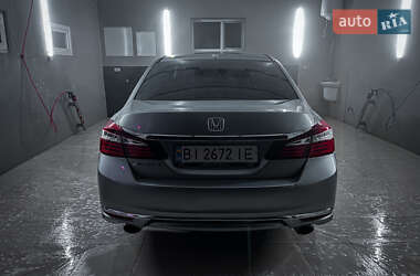 Седан Honda Accord 2016 в 