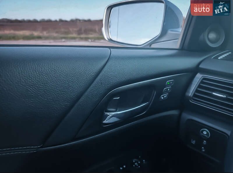 Седан Honda Accord 2016 в Пирятині